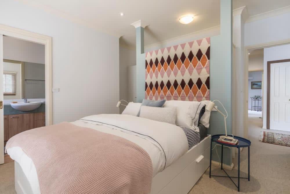 3 Bdrm 2 Bthrm House Close To Canberra Cbd & Anu Екстериор снимка