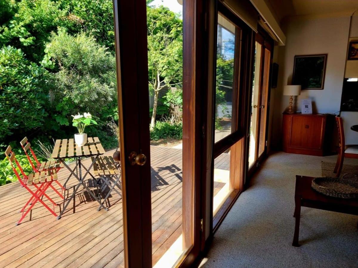 3 Bdrm 2 Bthrm House Close To Canberra Cbd & Anu Екстериор снимка